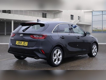 Used Kia Ceed 2019 for sale - 77254794: Photo