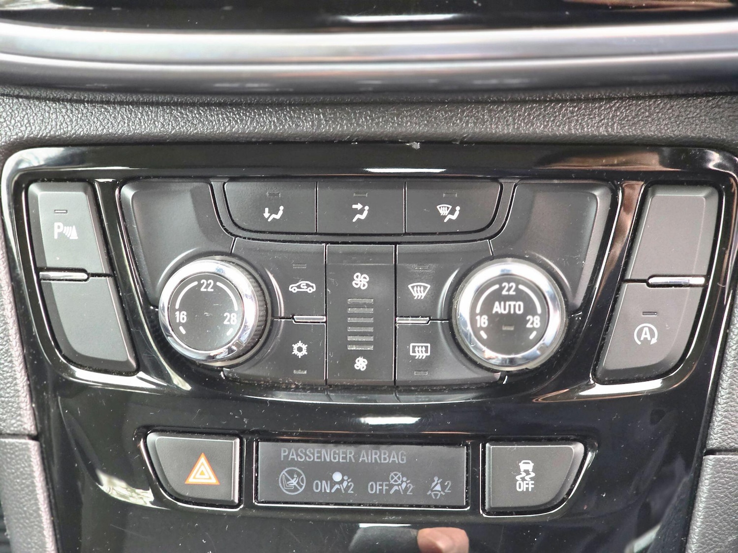 Used Vauxhall Mokka X 2016 for sale - 77230408: Photo 33