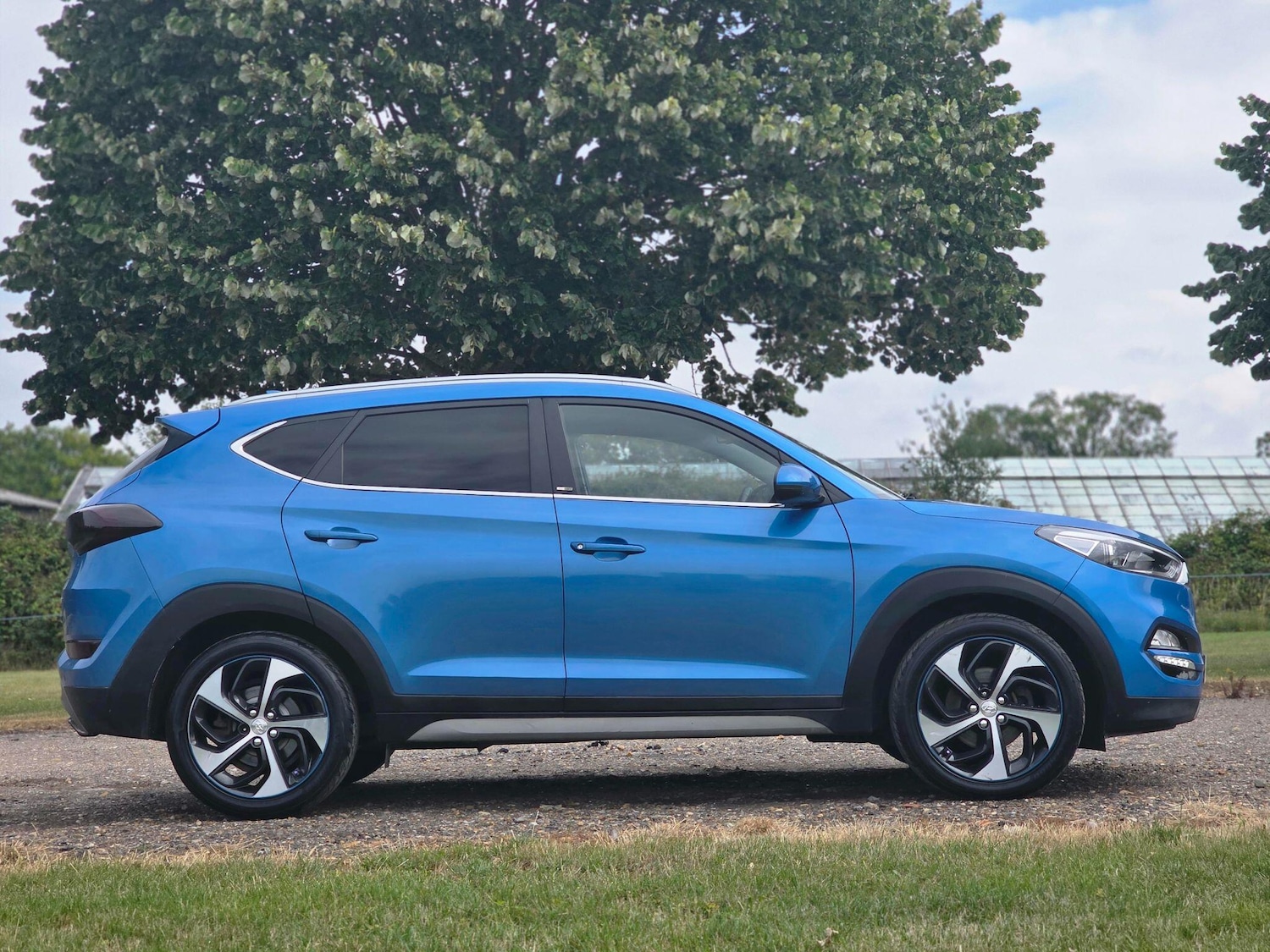 Used Hyundai TUCSON for sale - 76976340: Photo 3