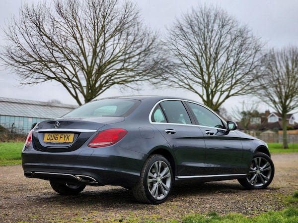 Used Mercedes-Benz C-Class 2016 for sale - 73486787: Photo 4