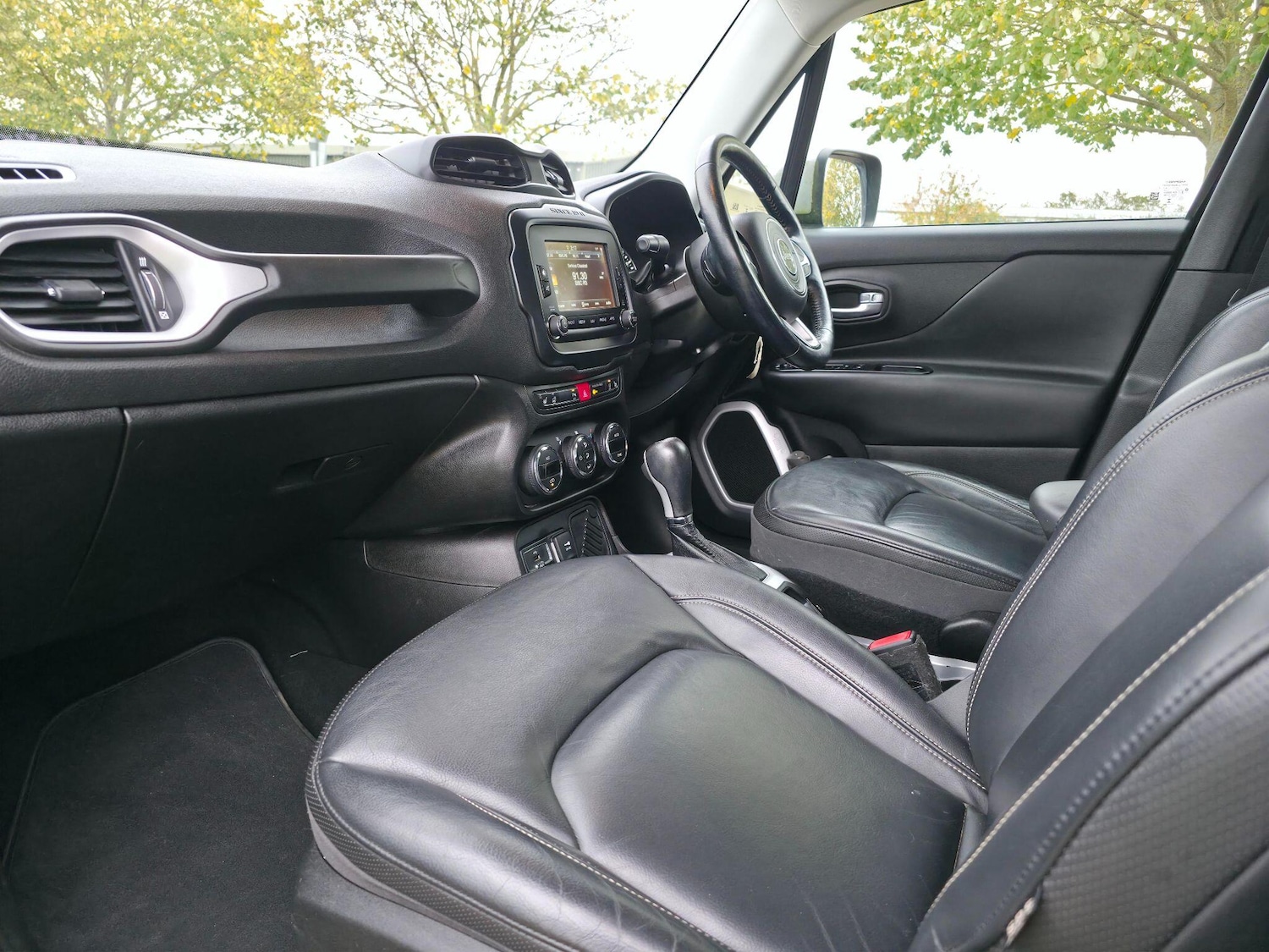 Used Jeep Renegade 2017 for sale - 76995283: Photo 29