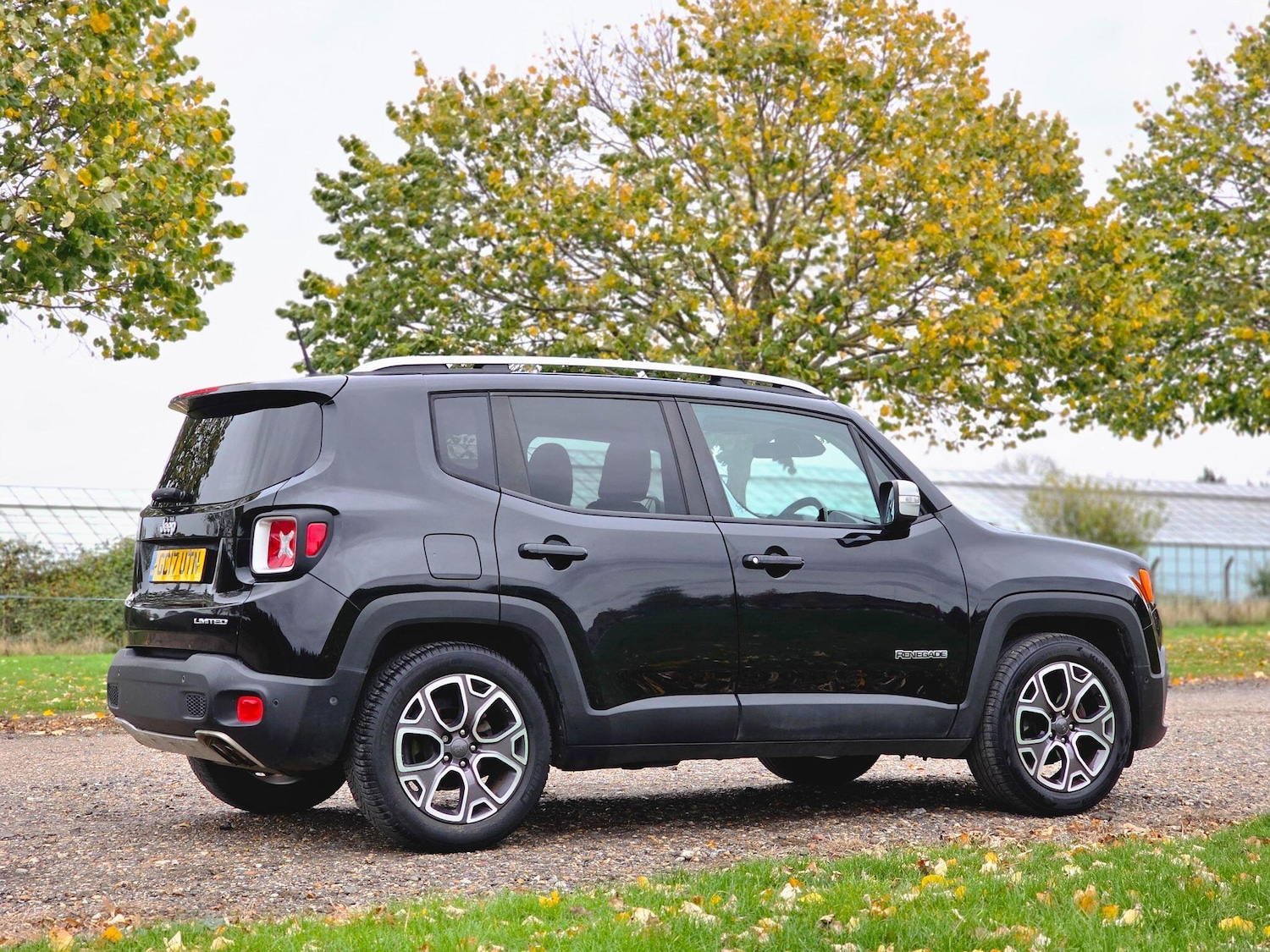 Used Jeep Renegade 2017 for sale - 76995283: Photo 4