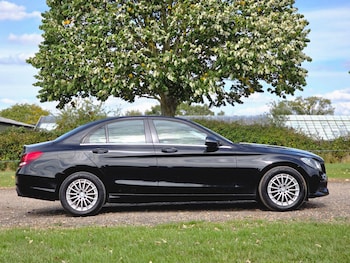 Used Mercedes-Benz C-Class 2015 for sale - 75857958: Photo