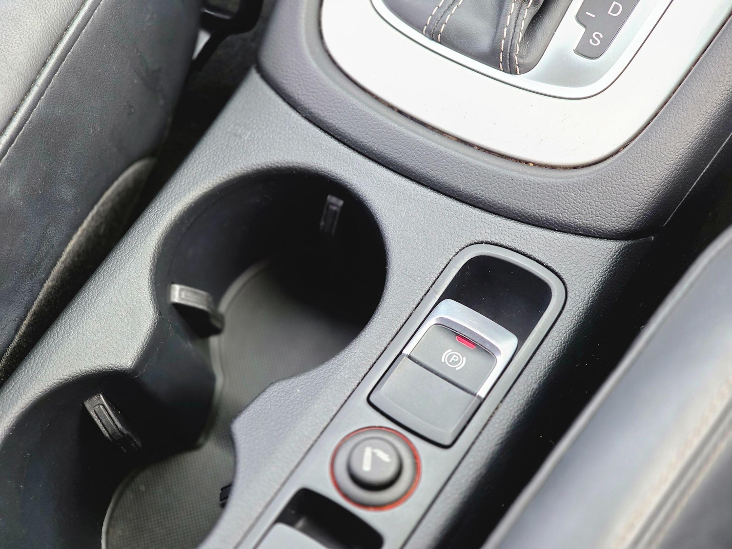 Used Audi Q3 2015 for sale - 77939978: Photo 41