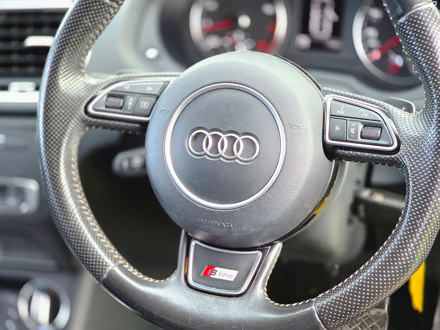 Used Audi Q3 2015 for sale - 77939978: Photo 49