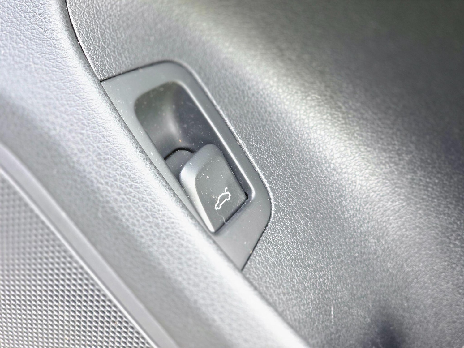 Used Audi Q3 2015 for sale - 77939978: Photo 50