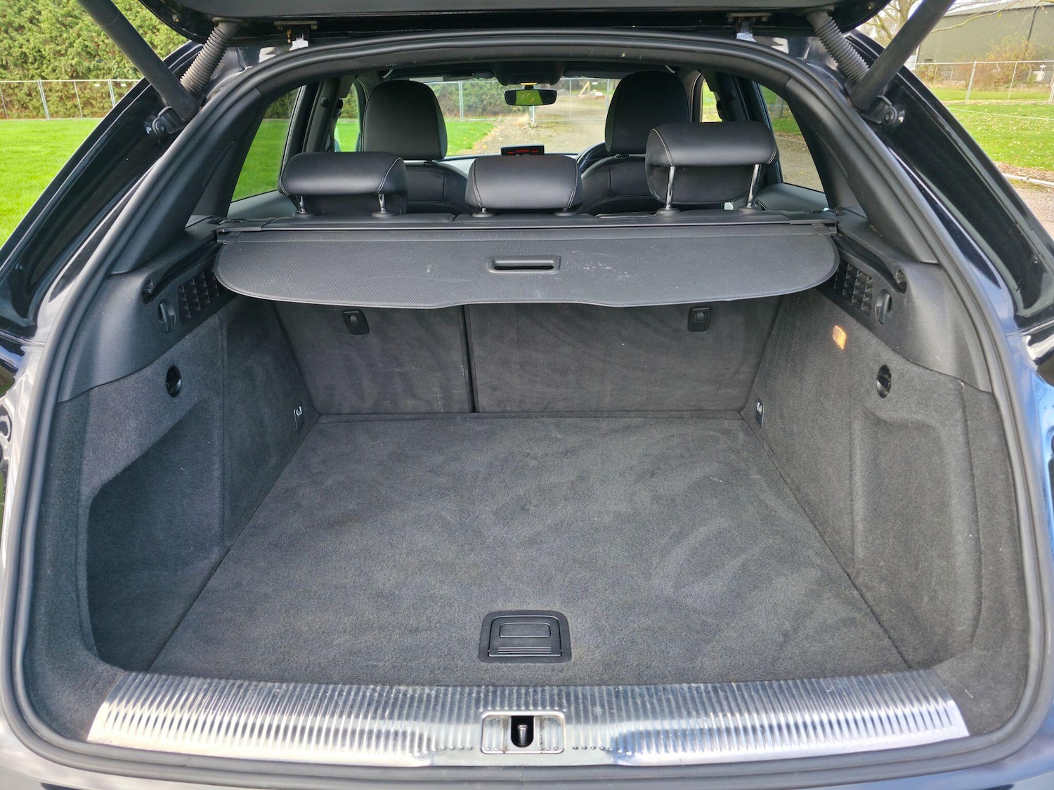 Used Audi Q3 2015 for sale - 77939978: Photo 54