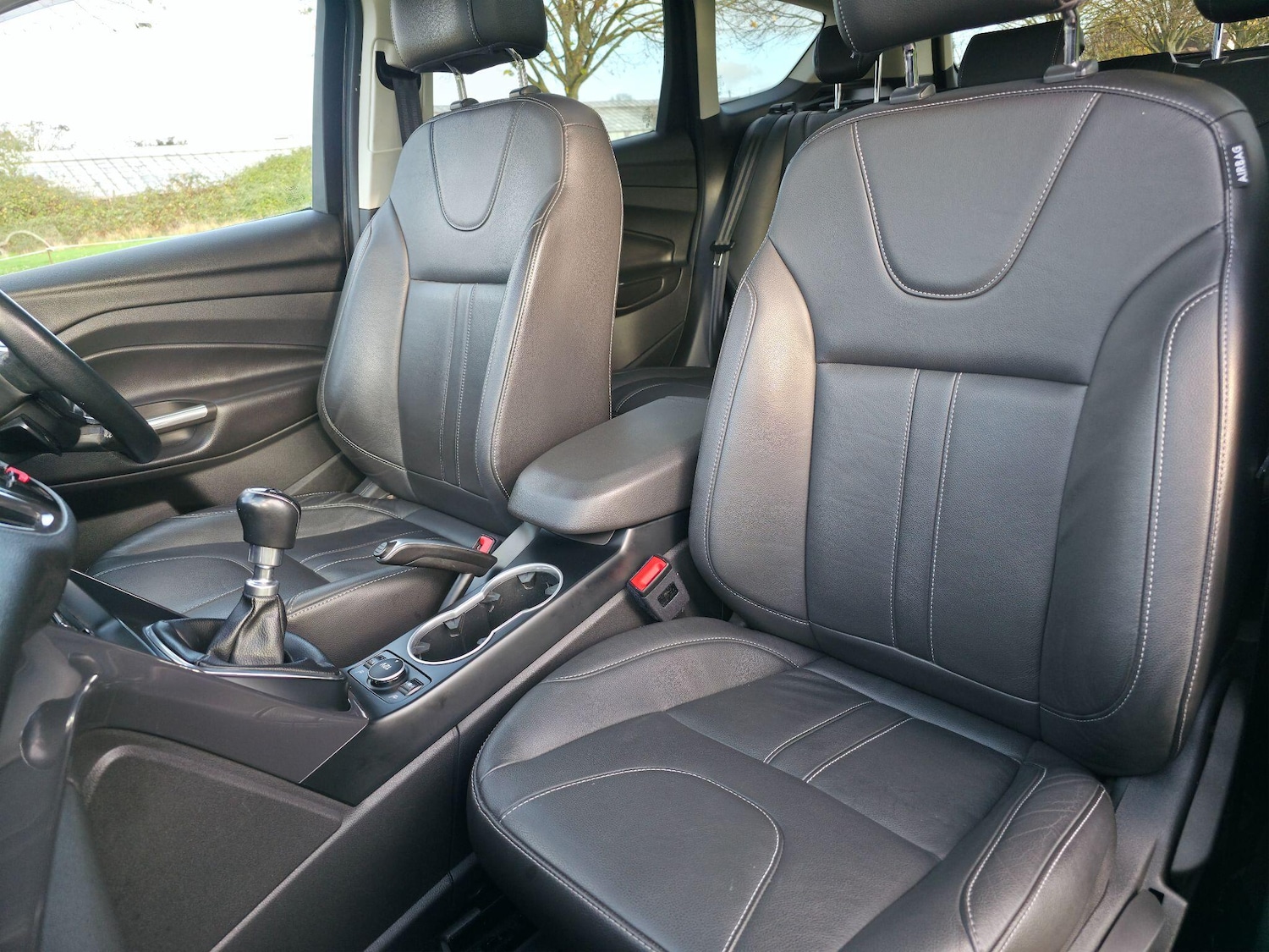 Used Ford Kuga 2014 for sale - 76538556: Photo 30