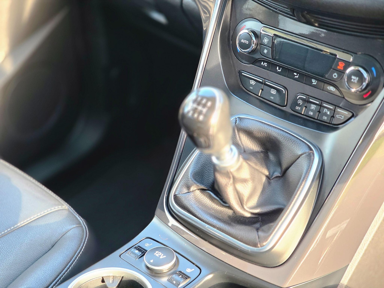 Used Ford Kuga 2014 for sale - 76538556: Photo 33