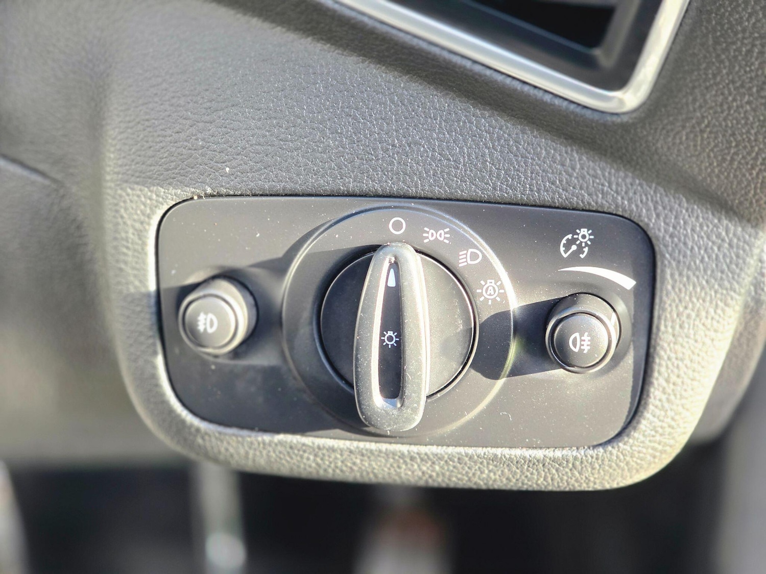 Used Ford Kuga 2014 for sale - 76538556: Photo 36