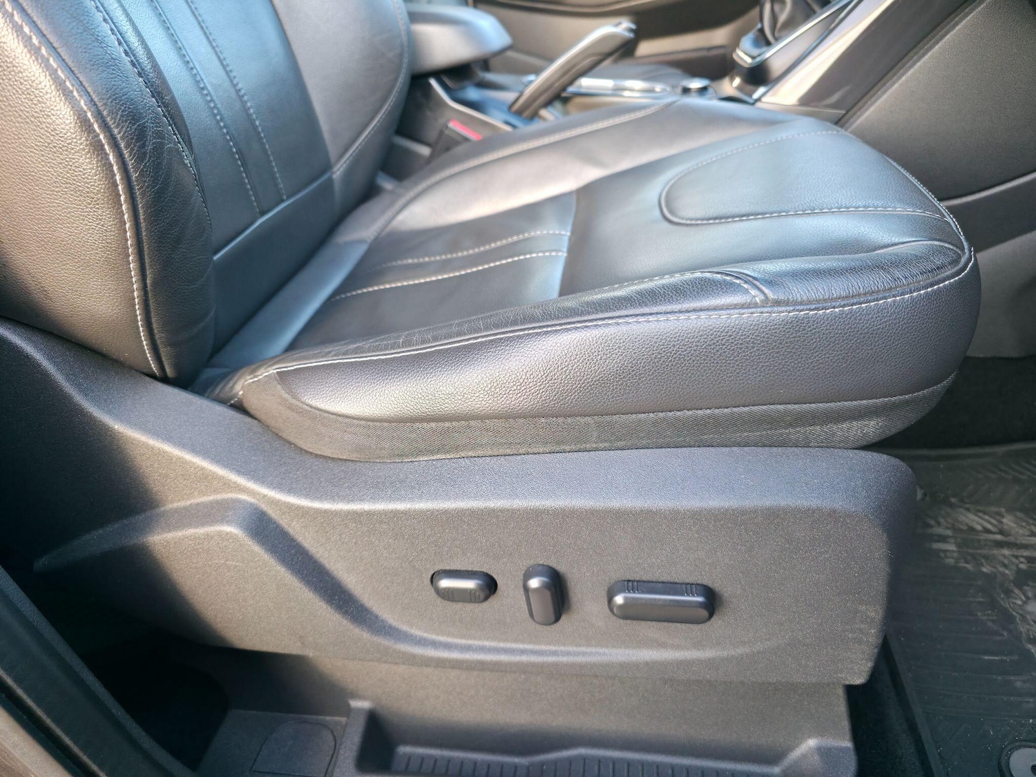 Used Ford Kuga 2014 for sale - 76538556: Photo 45