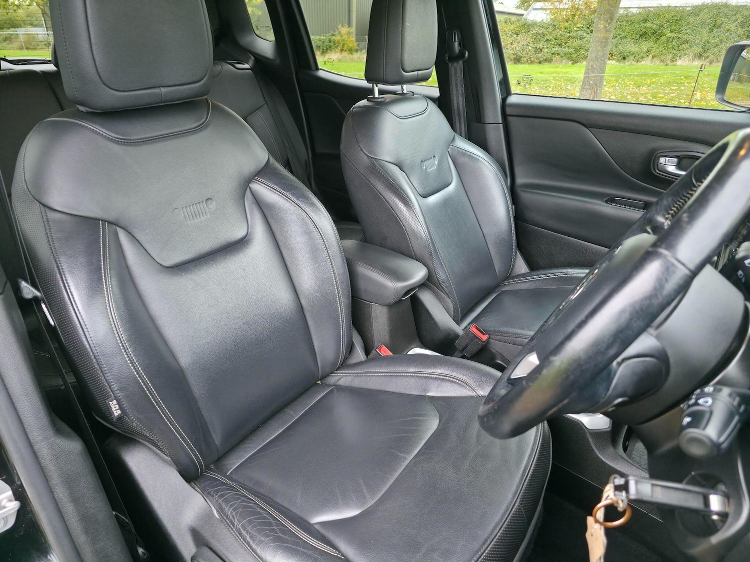 Used Jeep Renegade 2017 for sale - 76433018: Photo 28