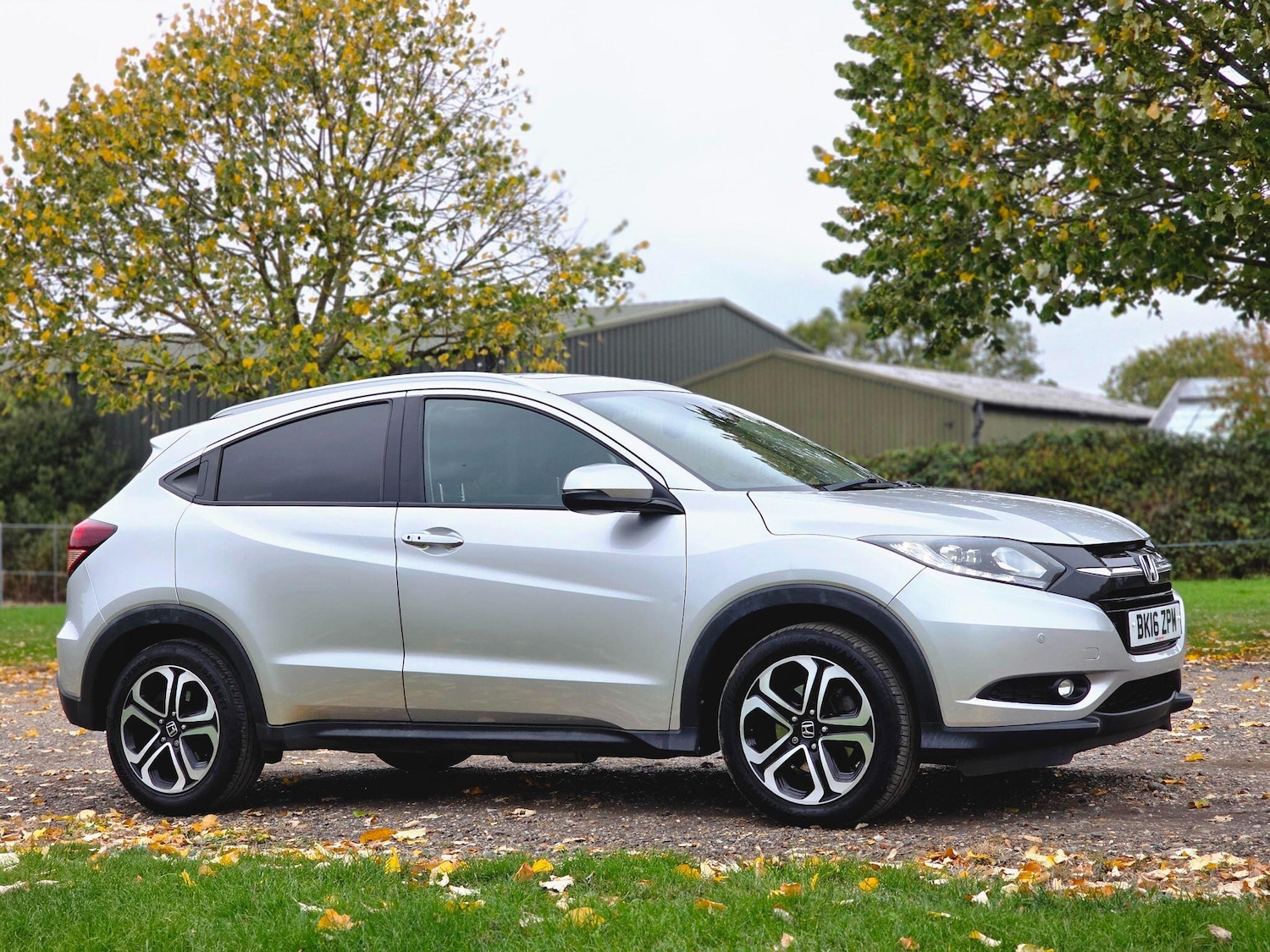 Used Honda HR-V 2016 for sale - 76992513: Photo 2