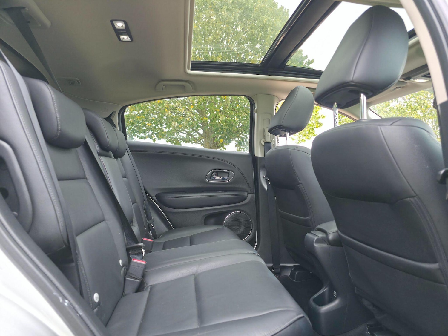 Used Honda HR-V 2016 for sale - 76992513: Photo 20