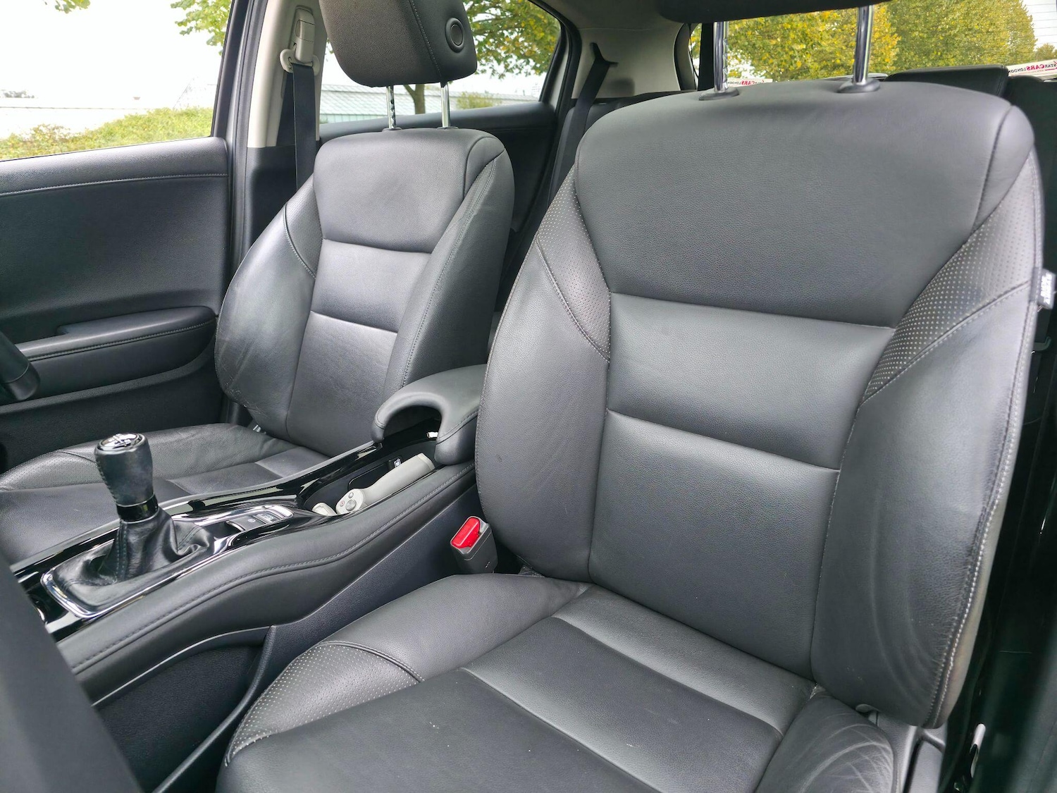 Used Honda HR-V 2016 for sale - 76992513: Photo 27