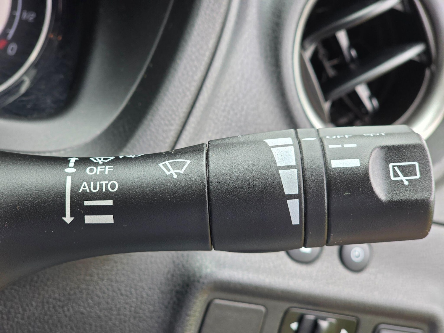 Used Nissan Note 2014 for sale - 76094586: Photo 45