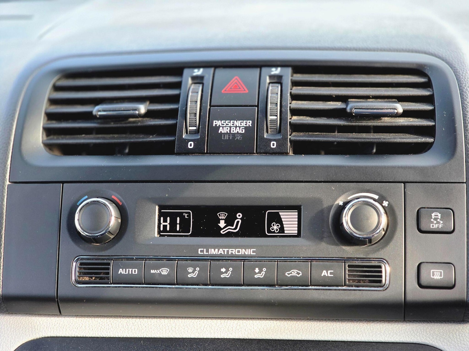 Used Skoda Fabia 2011 for sale - 76993167: Photo 38