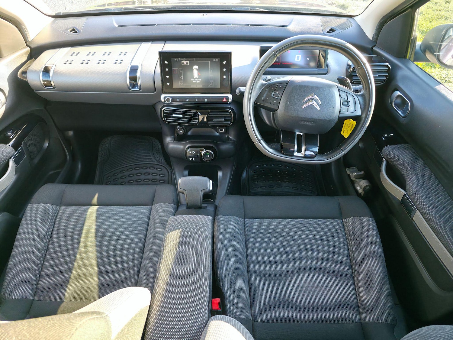 Used Citroen C4 Cactus 2017 for sale - 77395970: Photo 29