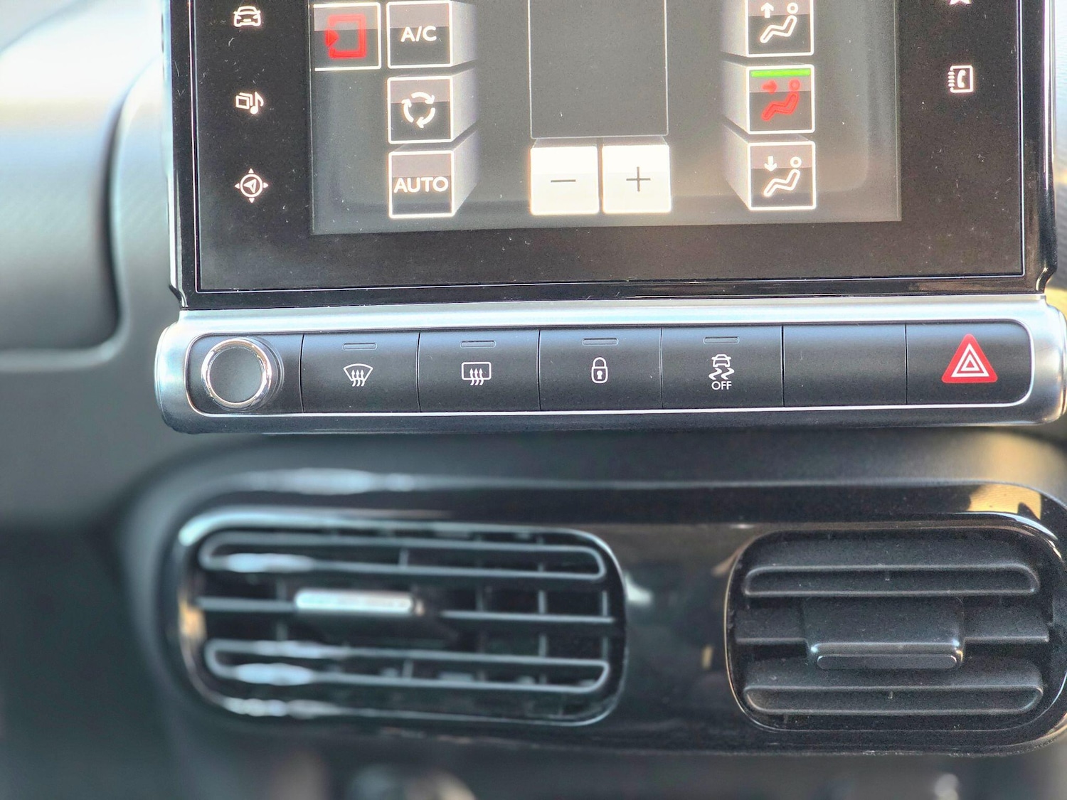 Used Citroen C4 Cactus 2017 for sale - 77395970: Photo 41