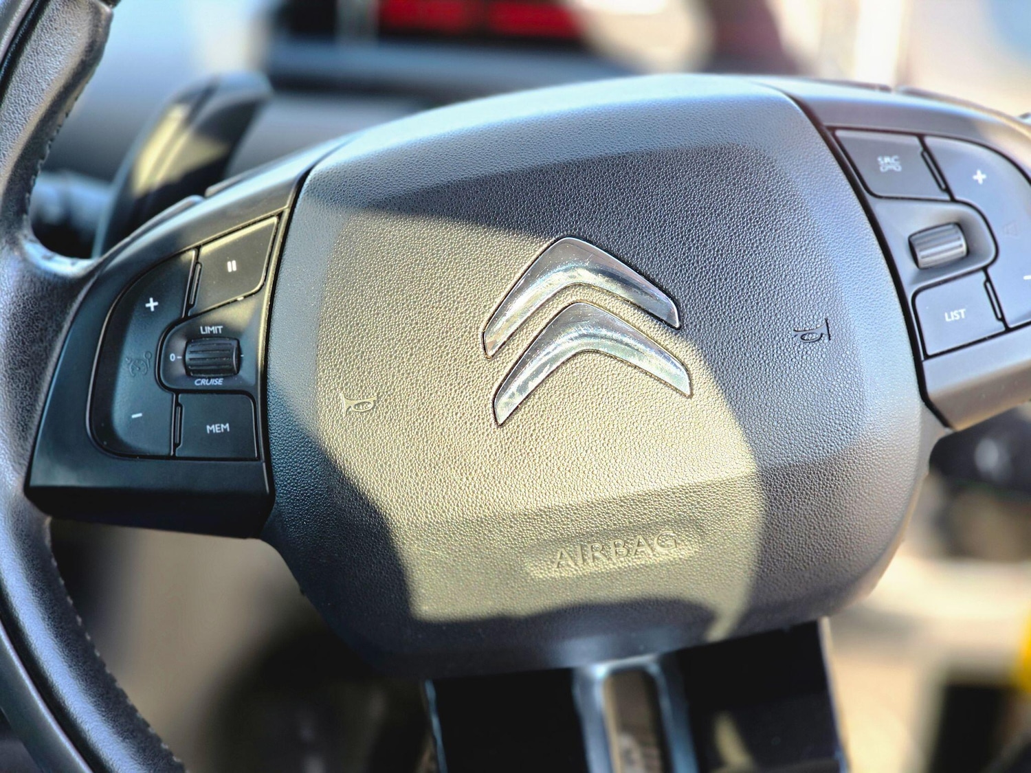 Used Citroen C4 Cactus 2017 for sale - 77395970: Photo 43