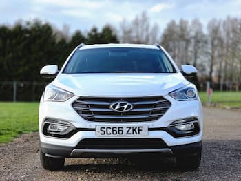 Used Hyundai Santa Fe 2017 for sale - 79847041: Photo