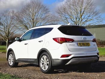 Used Hyundai Santa Fe 2017 for sale - 79847041: Photo