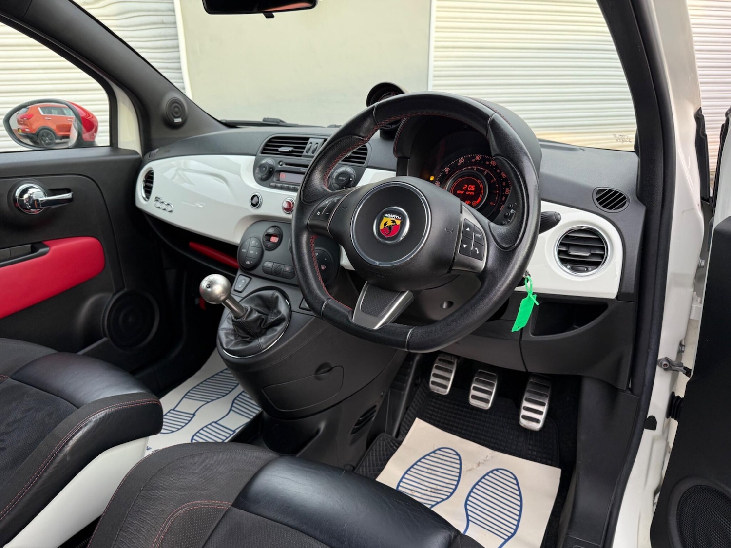 Used Abarth 500 2011 for sale - 76865222: Photo 24