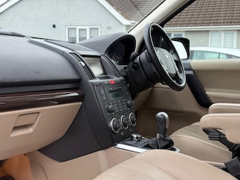 Used Land Rover Freelander 2 2011 for sale - 76964434: Photo