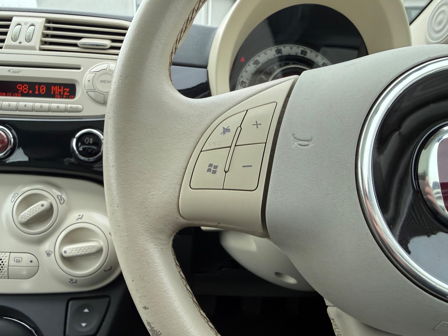 Used Fiat 500 for sale - 77550276: Photo 34