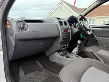 Used Dacia Duster 2016 for sale - 76608205: Photo