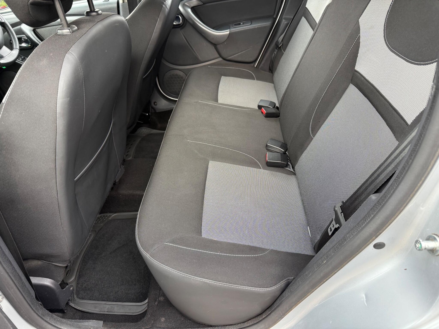 Used Dacia Duster 2016 for sale - 76608205: Photo 30