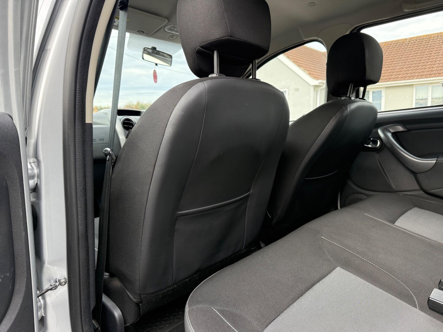 Used Dacia Duster 2016 for sale - 76608205: Photo 31