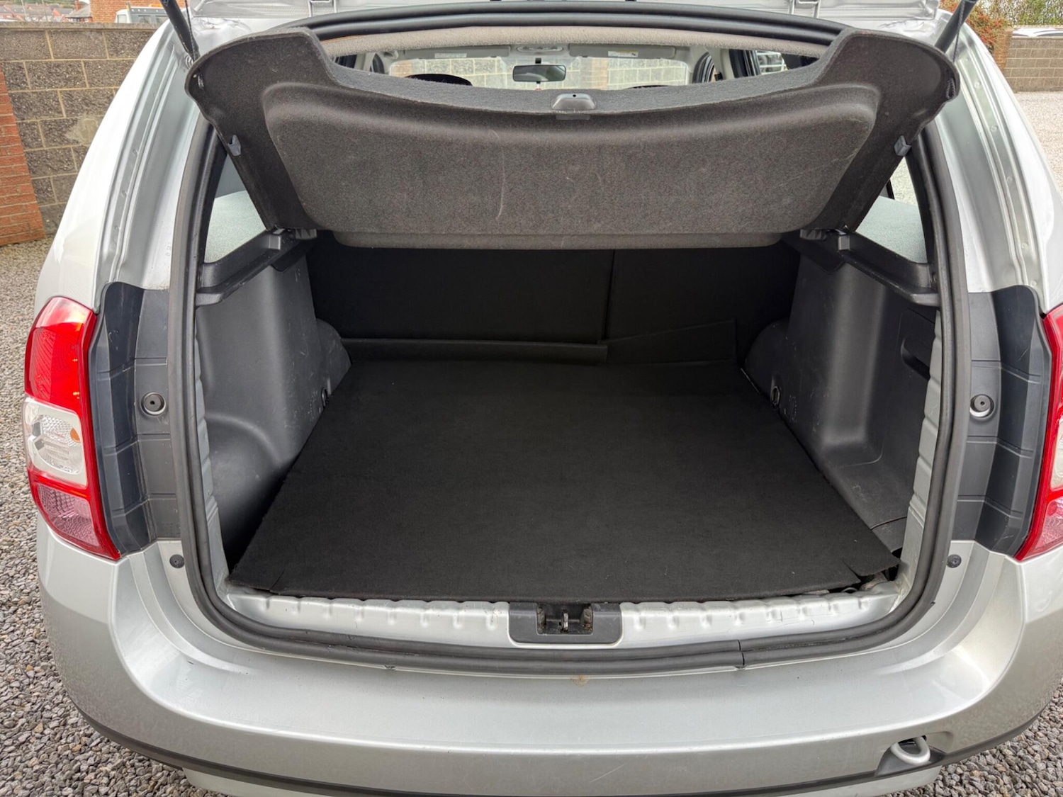 Used Dacia Duster 2016 for sale - 76608205: Photo 32