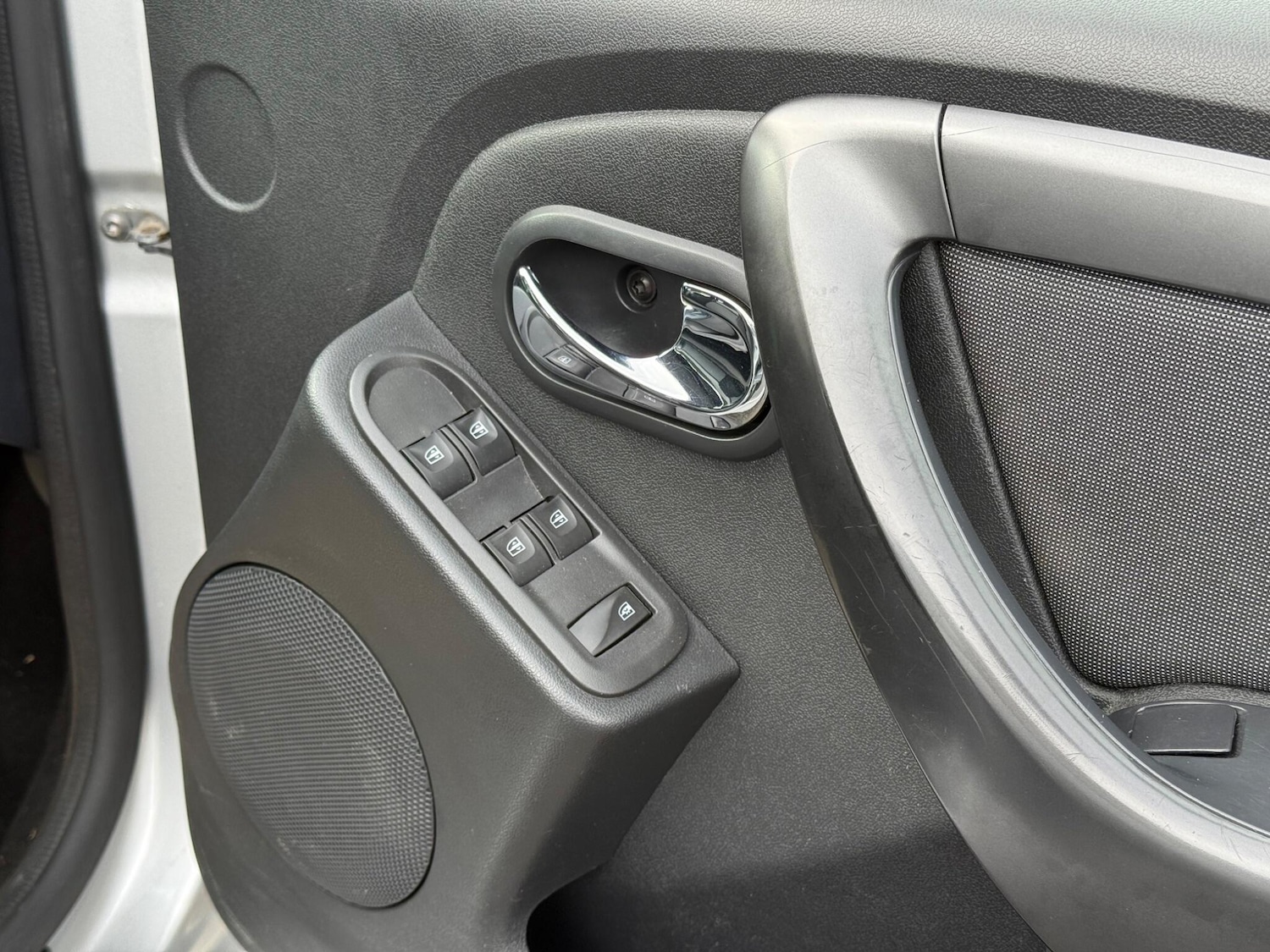 Used Dacia Duster 2016 for sale - 76608205: Photo 44