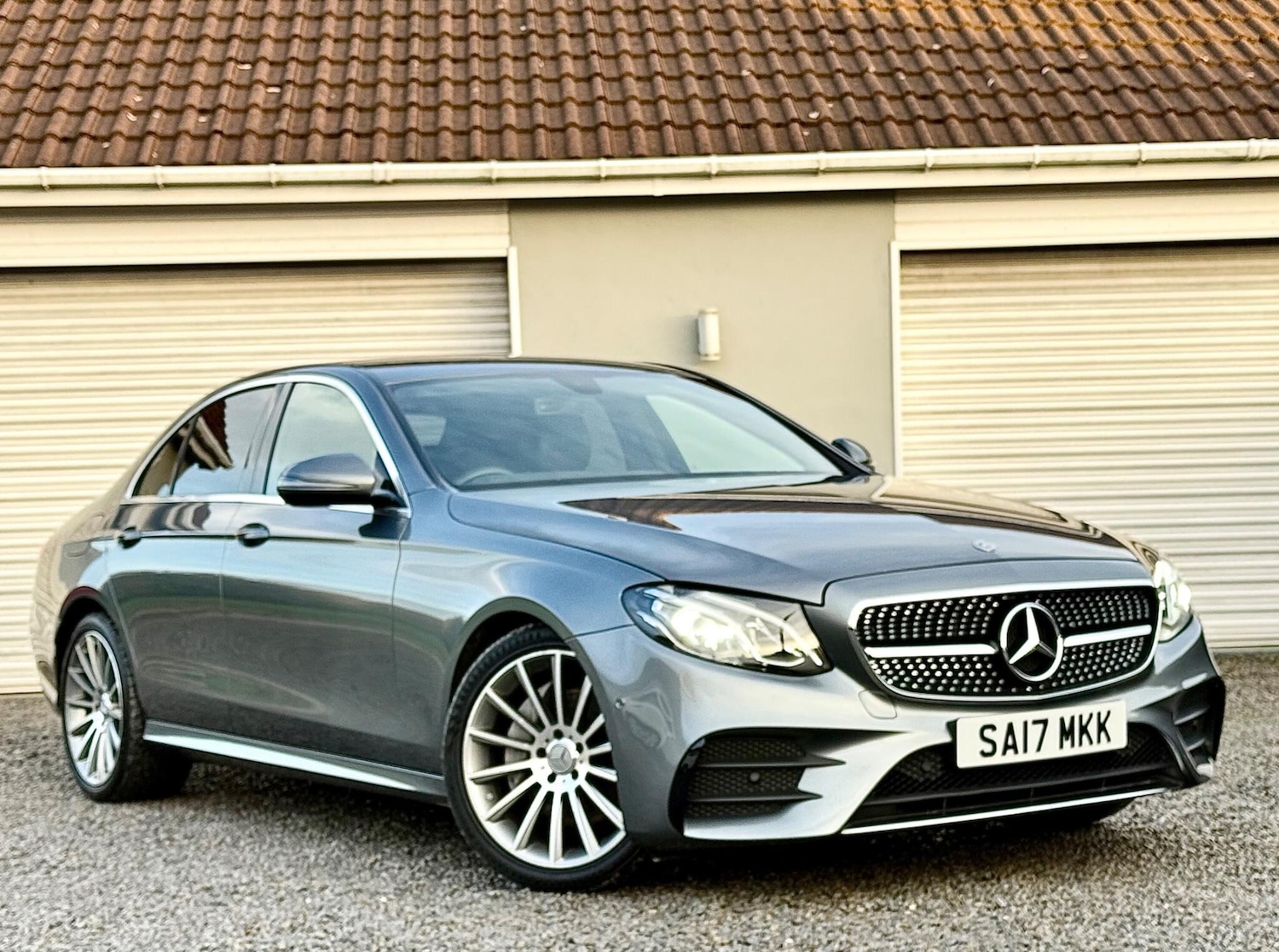 Used Mercedes-Benz E Class 2017 for sale - 76824144: Photo 4