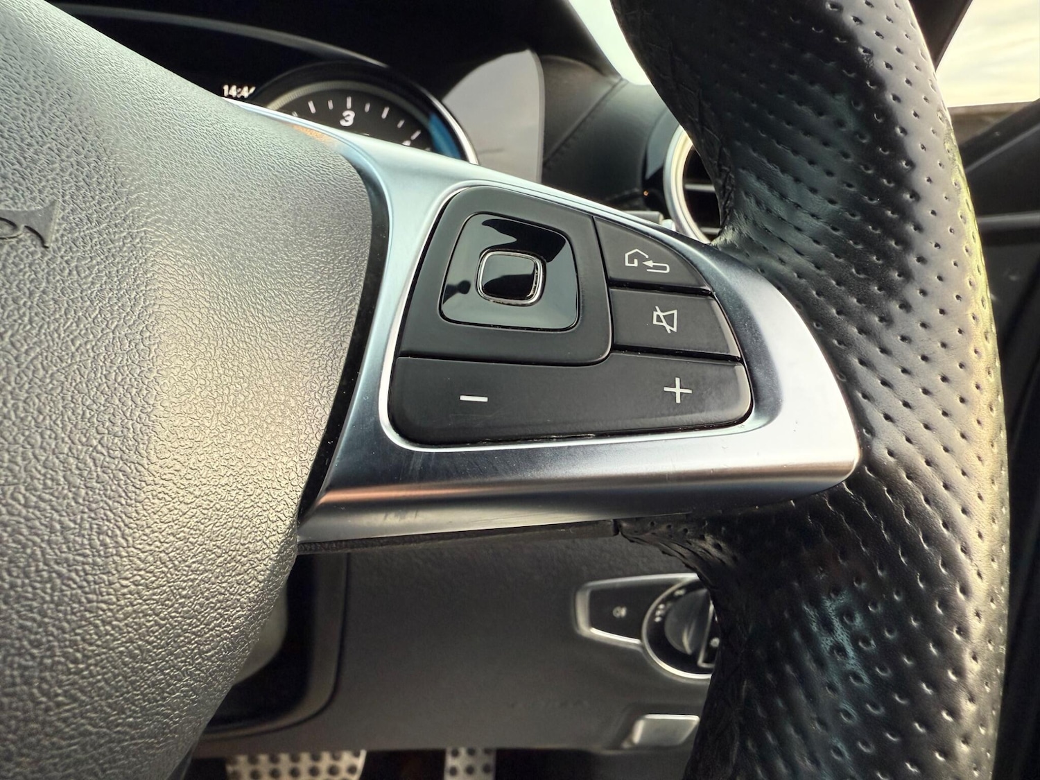 Used Mercedes-Benz E Class 2017 for sale - 76824144: Photo 49