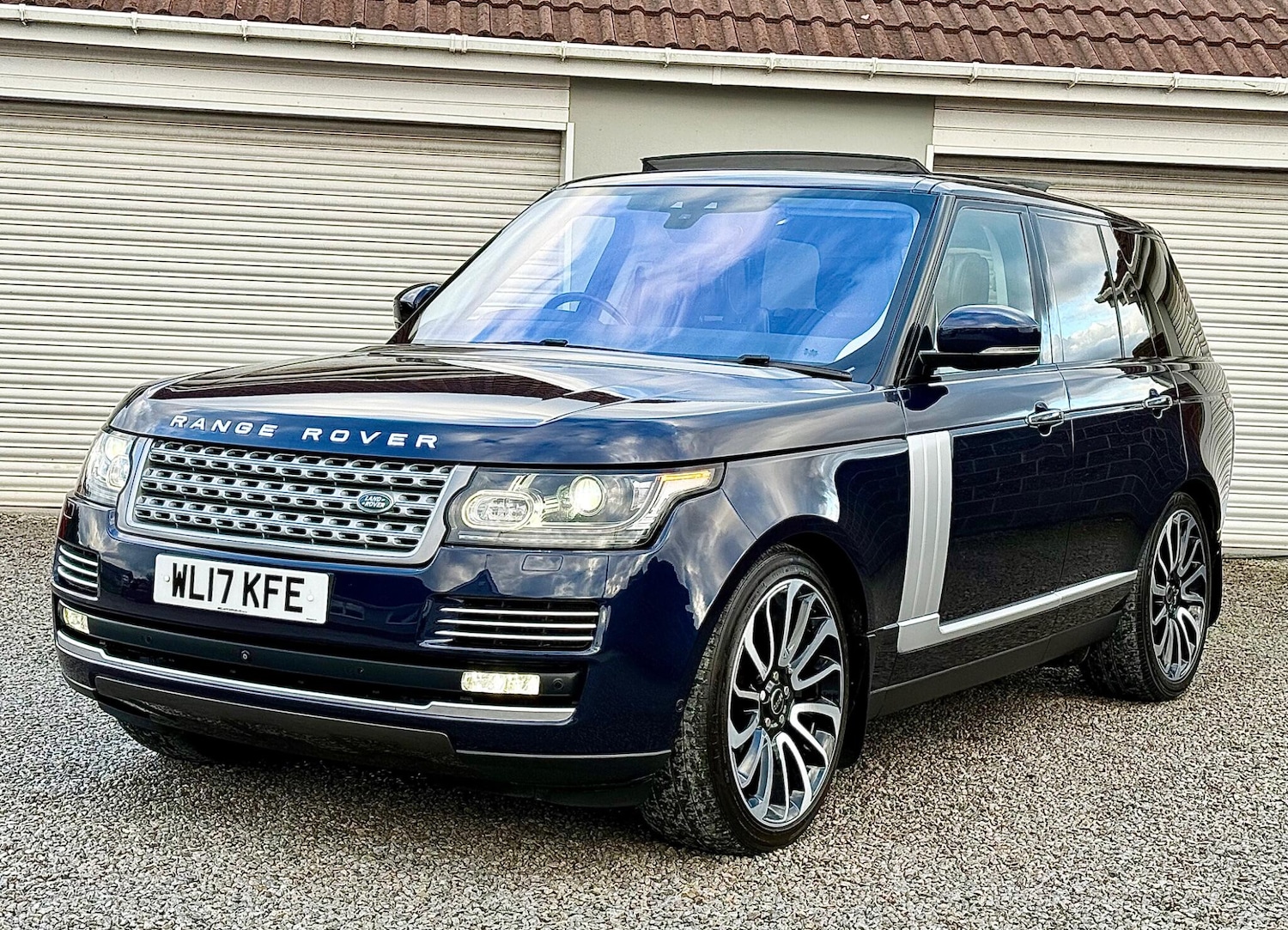 Used Land Rover Range Rover 2017 for sale - 76990247: Photo 11