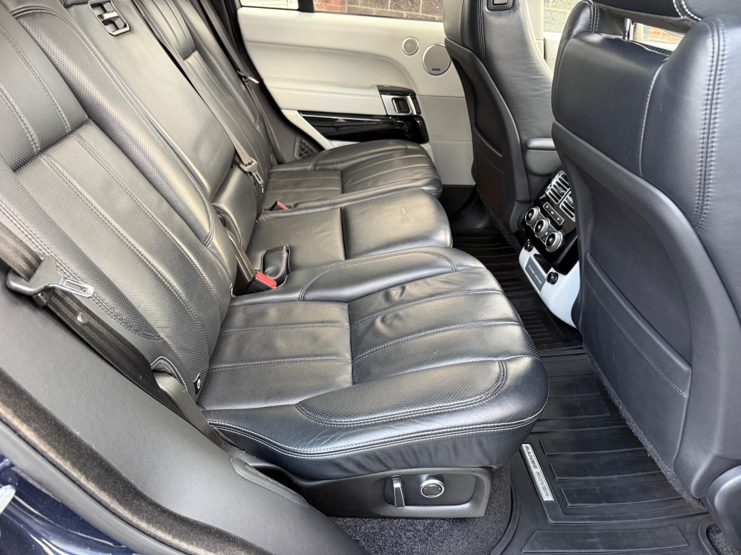 Used Land Rover Range Rover 2017 for sale - 76990247: Photo 36