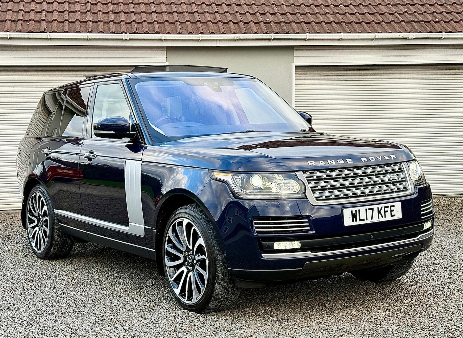 Used Land Rover Range Rover 2017 for sale - 76990247: Photo 4