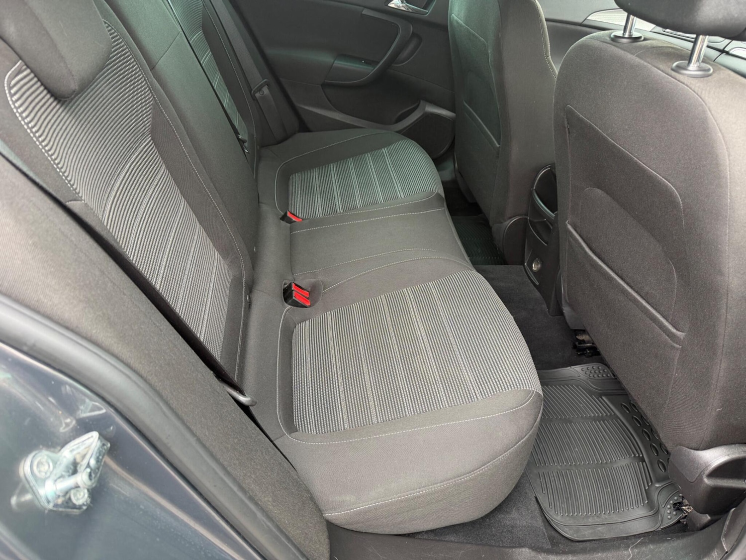 Used Vauxhall Insignia 2015 for sale - 76988659: Photo 28