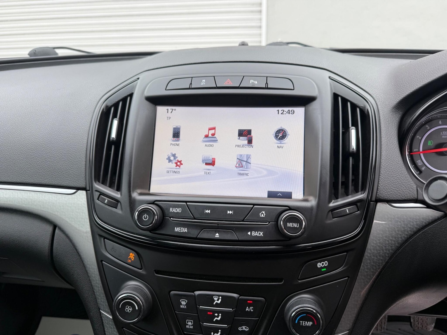 Used Vauxhall Insignia 2015 for sale - 76988659: Photo 37