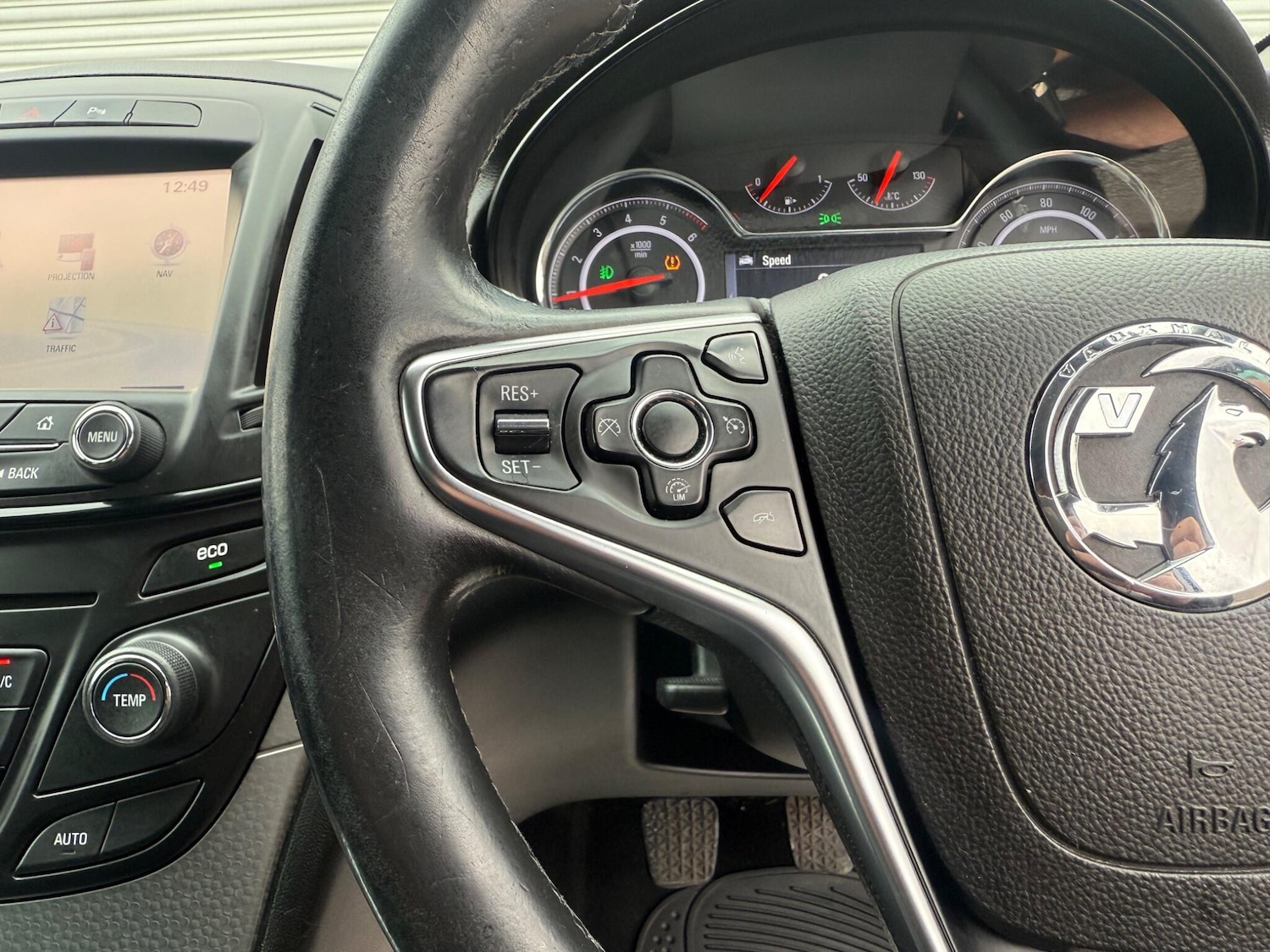 Used Vauxhall Insignia 2015 for sale - 76988659: Photo 38