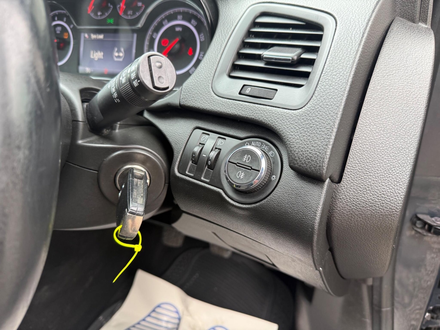 Used Vauxhall Insignia 2015 for sale - 76988659: Photo 41