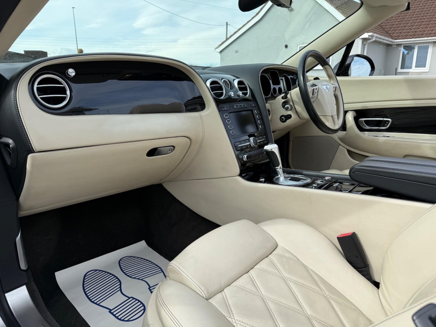 Used Bentley Continental 2010 for sale - 76608587: Photo 16