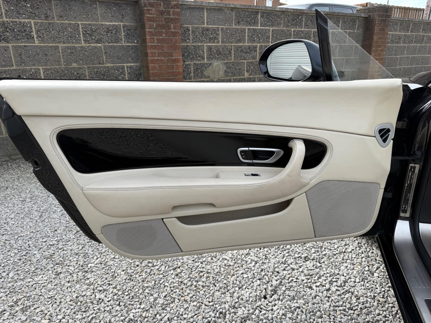 Used Bentley Continental 2010 for sale - 76608587: Photo 30