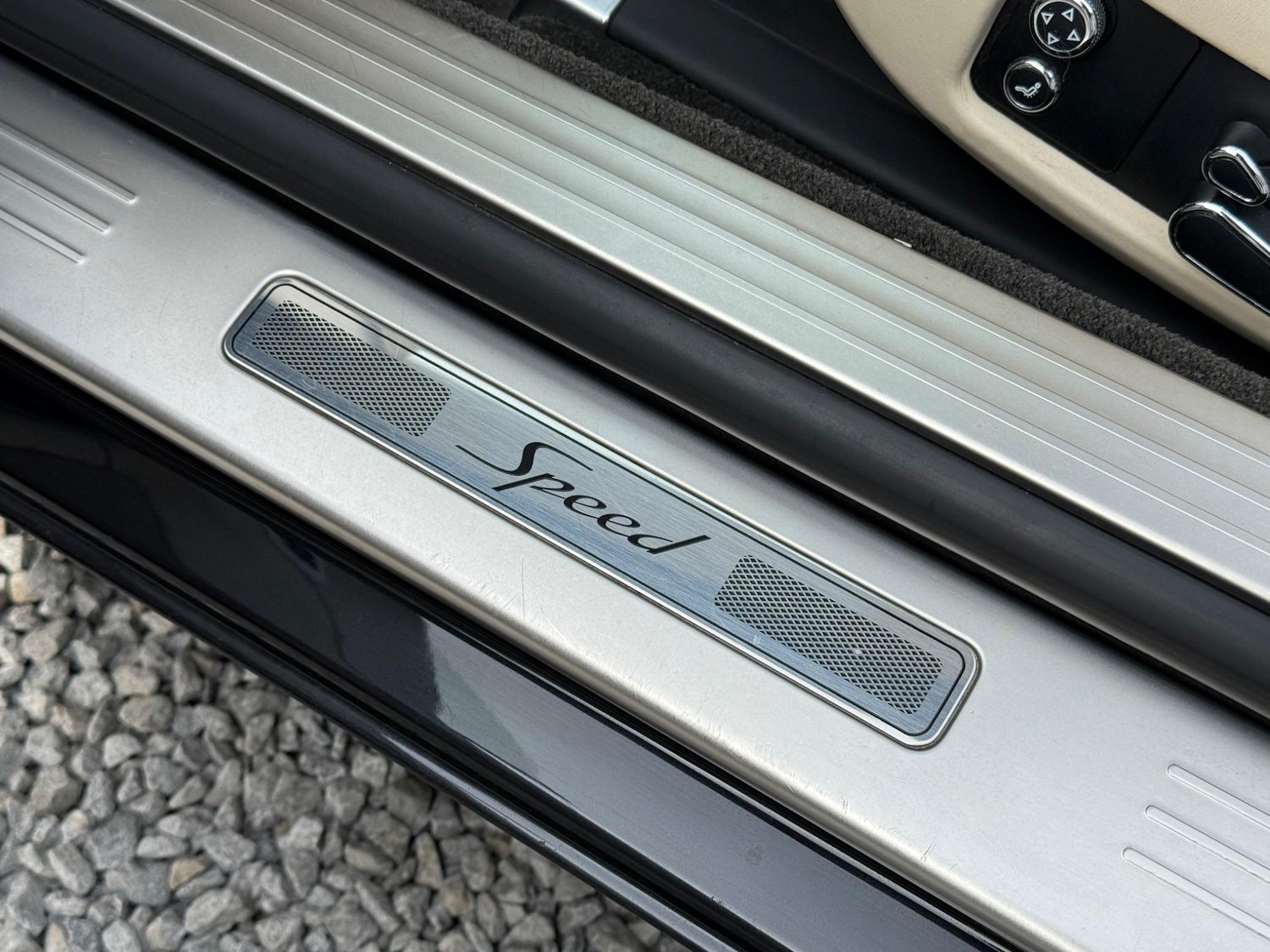 Used Bentley Continental 2010 for sale - 76608587: Photo 32