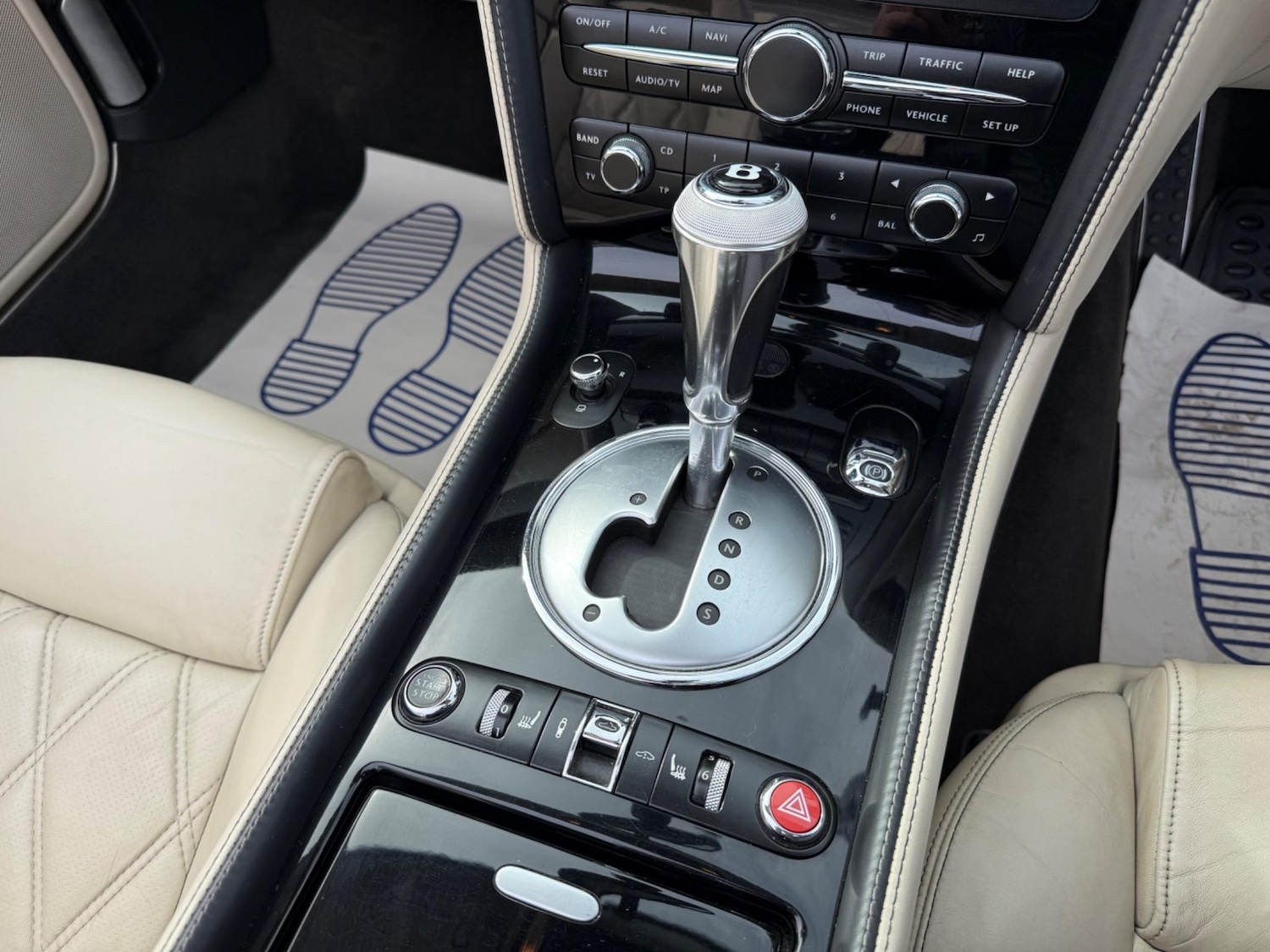 Used Bentley Continental 2010 for sale - 76608587: Photo 35