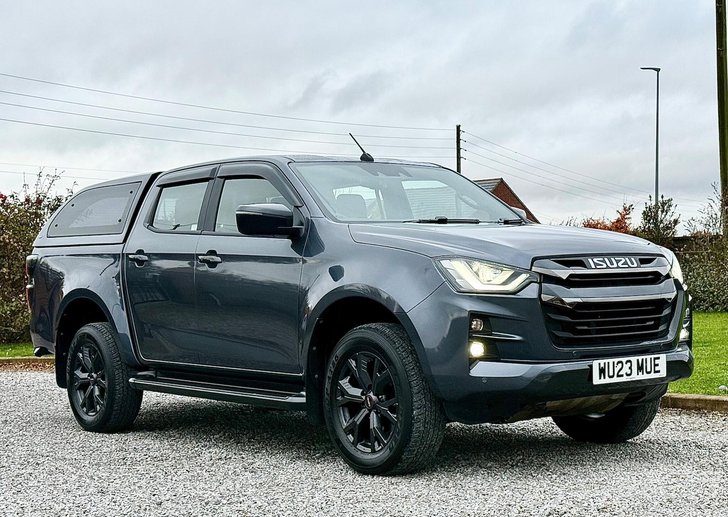 Used Isuzu D-Max 2023 for sale - 76608410: Photo 1