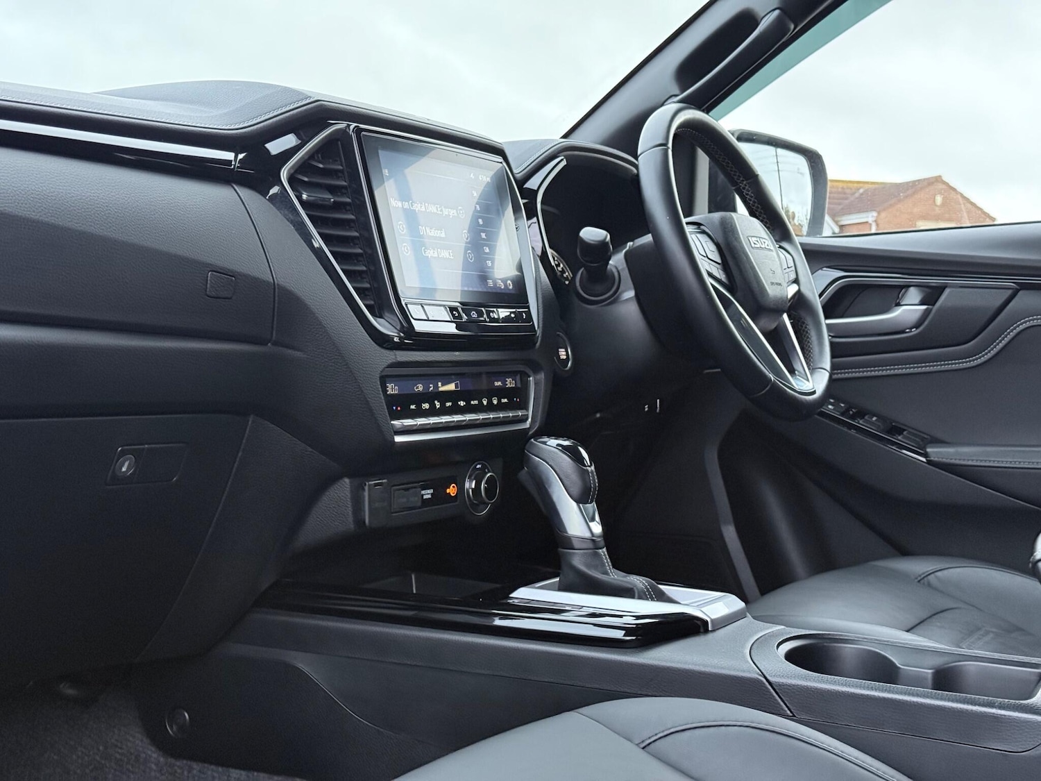 Used Isuzu D-Max 2023 for sale - 76608410: Photo 21