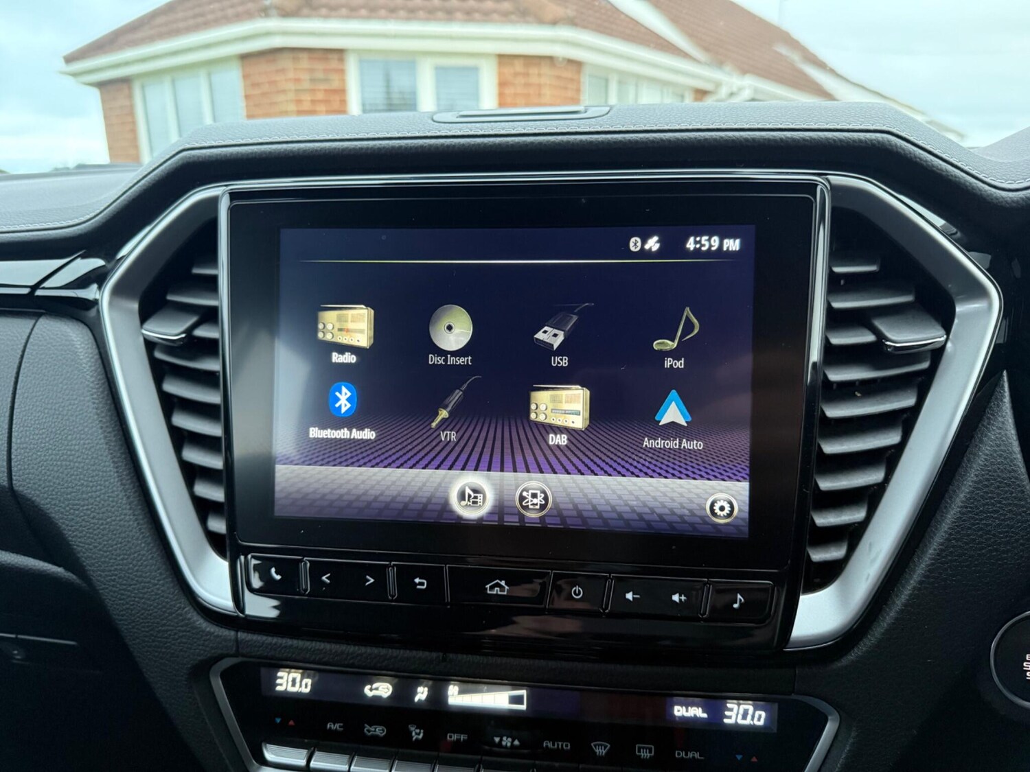 Used Isuzu D-Max 2023 for sale - 76608410: Photo 40